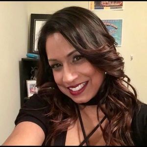 Meet your Posher, Samita